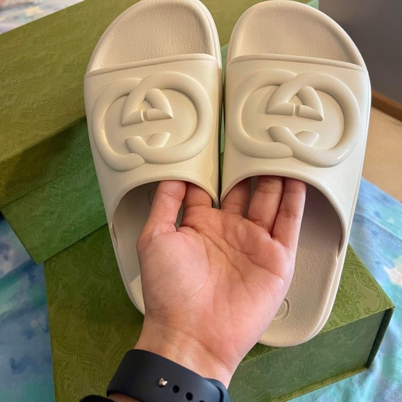 Gucci slides - Picture 3 of 5